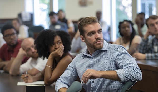 WashUlaw students in JD orientation .