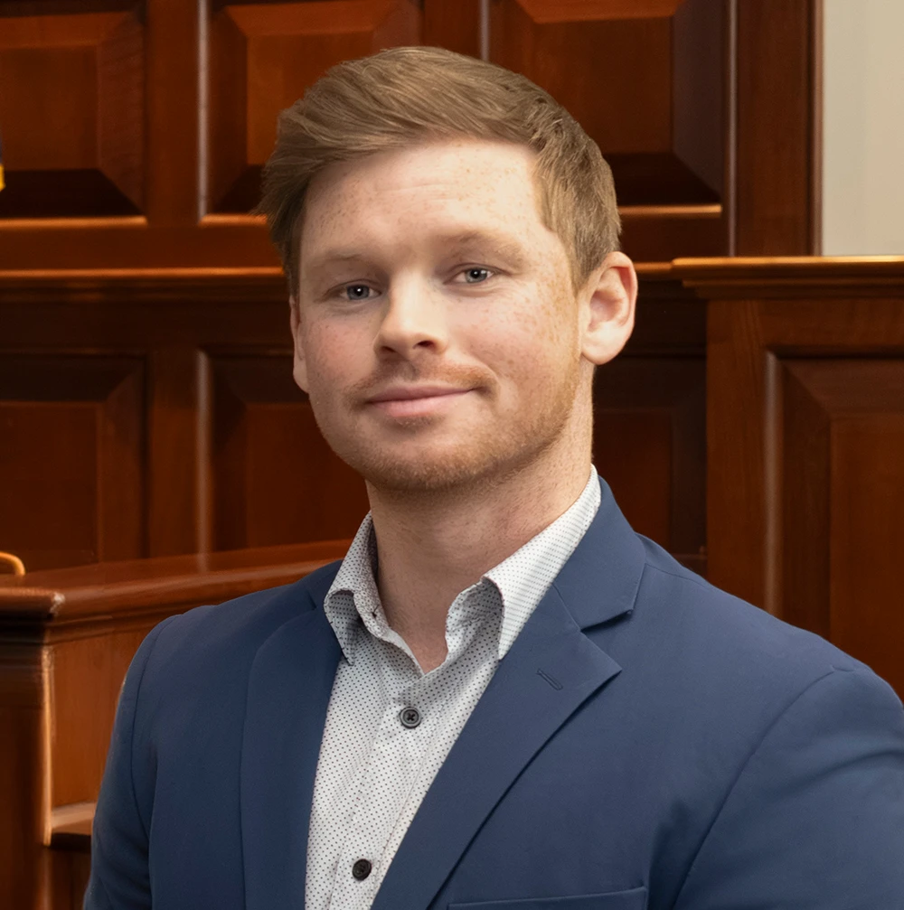 Oliver Roberts headshot