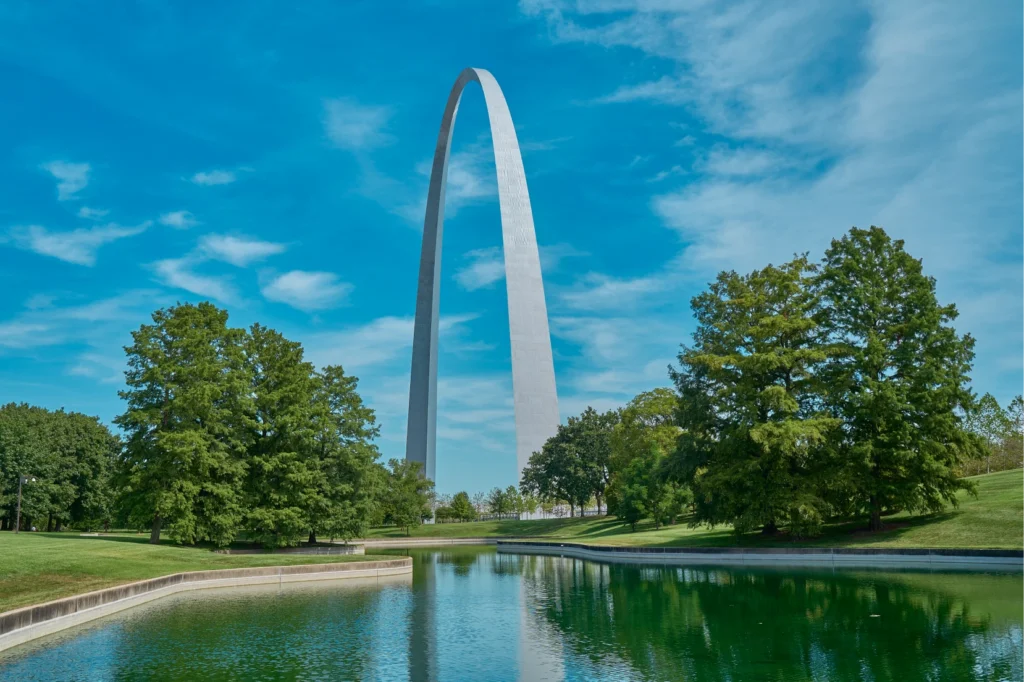 Arch Grounds
